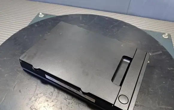 BMW X3 E83 Glove box