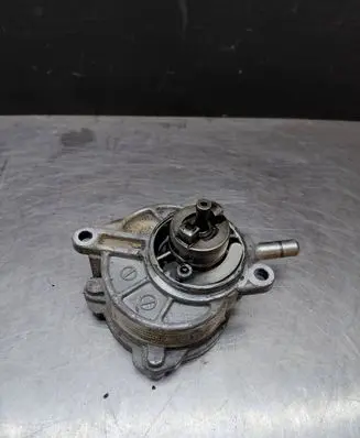 Mercedes-Benz E W211 Vacuum pump A6462300265