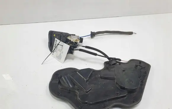 Audi A8 S8 D4 4H Rear door lock 4F0837059