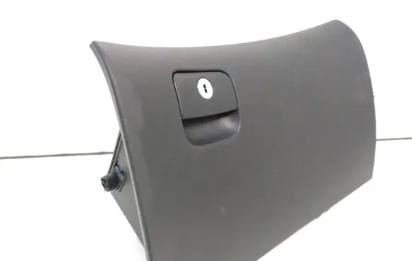 Hyundai i30 Glove box 845162L000
