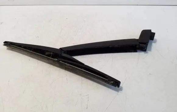 Nissan X-Trail T32 Rear wiper blade arm 80001817