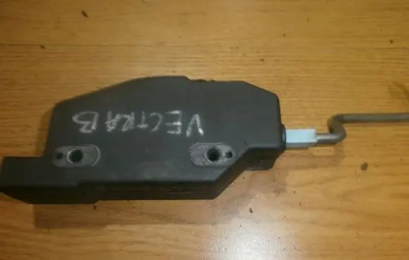 Opel Vectra B Central locking motor 