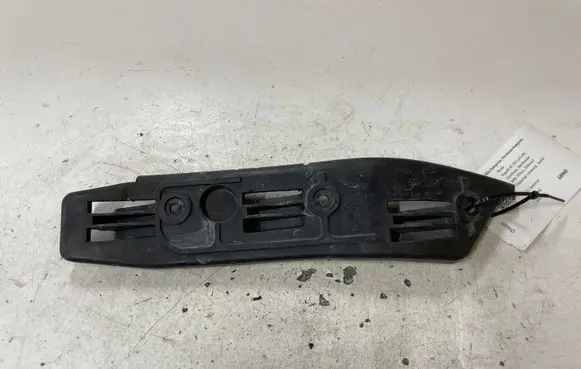 Skoda Superb B5 (3U) Front bumper mounting bracket 8U0807164 12103160