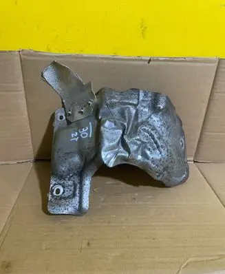 Exhaust heat shield