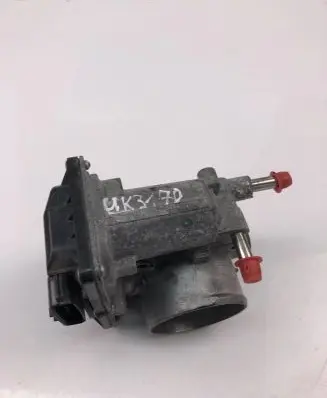 Toyota Auris E180 Throttle valve 220300T110