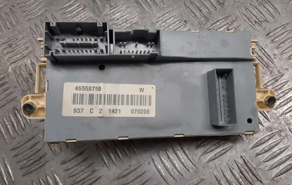 Alfa Romeo 147 High voltage junction box 46558758
