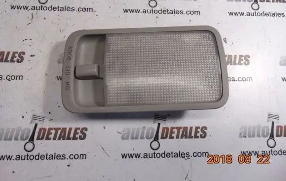 Toyota Avensis Verso Rear seat light