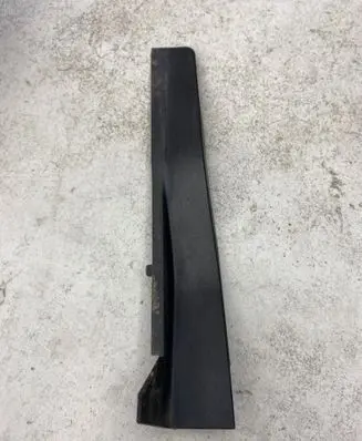 Opel Corsa D Windshield trim 13221195 13199383