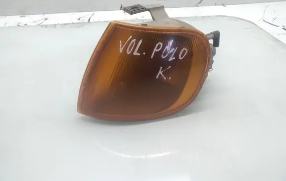 Volkswagen Polo III 6N 6N2 6NF Front indicator light 6N0953049B