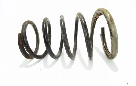 Nissan X-Trail T30 Rear coil spring