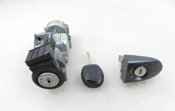 Ford S-MAX Ignition lock 3M5135880AC