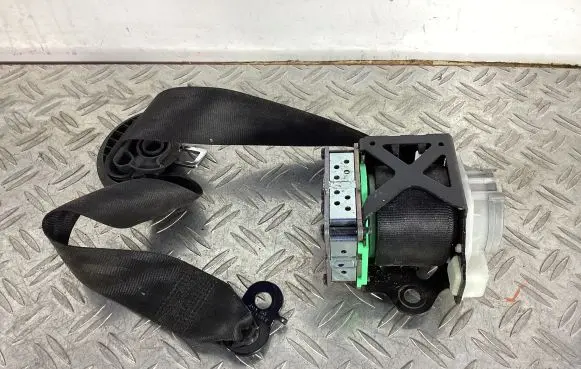 Porsche Cayenne (92A) Front seatbelt 3066322 1T0857731C 7N0857737DE