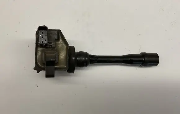 High voltage ignition coil