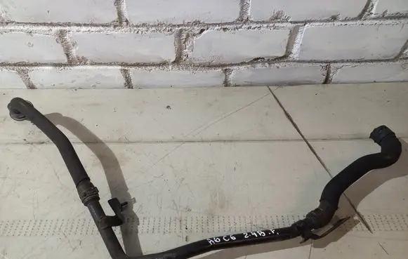 Audi A6 S6 C6 4F Engine coolant pipe/hose 4F1819345