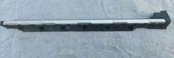 Volkswagen PASSAT B8 Sill 3G9853855