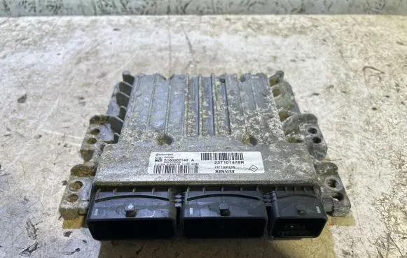 Renault Megane III Engine control unit/module S180067143A 237101478R 237100037R