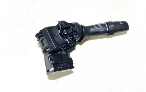 Lexus IS 220D-250-350 Wiper control stalk 17f111