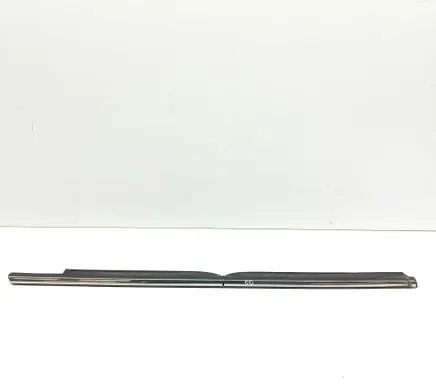 Alfa Romeo Giulietta Door glass trim 50511611