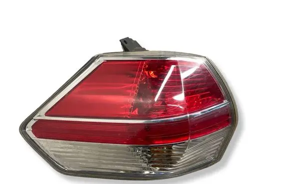 Nissan X-Trail T32 Rear/tail lights 22017939 61650128 A049628