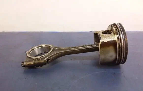 Mitsubishi Outlander Piston 
