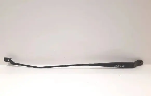 Citroen Berlingo Front wiper blade arm 9682974780
