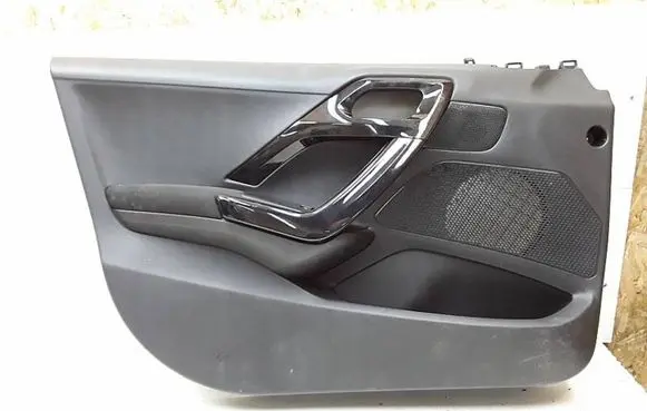 Peugeot 208 Front door card panel trim 96763526ZD