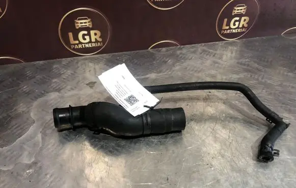 Volkswagen Golf IV Engine coolant pipe/hose 1J0121087B