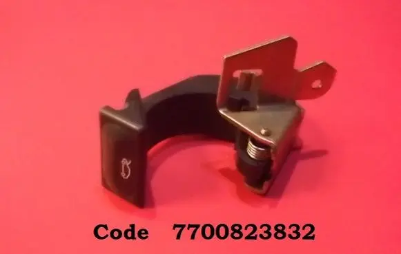 Renault Laguna I Engine bonnet (hood) release handle 7700823832