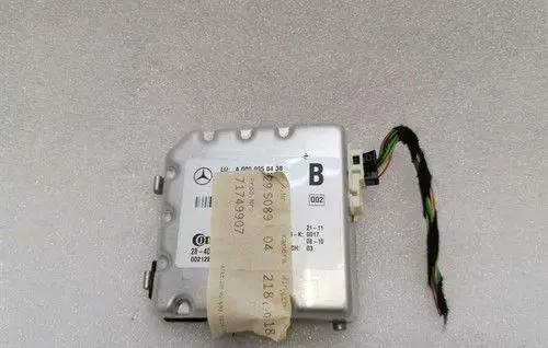 Mercedes-Benz CLA C117 X117 W117 Front bumper camera A0009050438