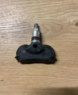 Toyota Sienna XL30 III Tire pressure sensor 426070C070 DEB202