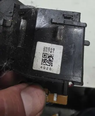 Nissan Primera Indicator stalk 25540 4928 8H701