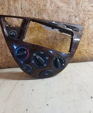 Ford Focus Climate control unit 98AB18C419