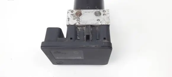 Volkswagen Golf IV ABS Pump 1C0907379E 1J0614517E