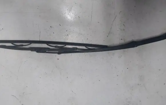 Audi A8 S8 D2 4D Front wiper blade arm 4D1955408K