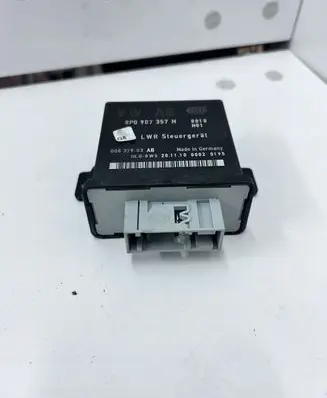 Audi A6 S6 C6 4F Light module LCM 8P0907357H