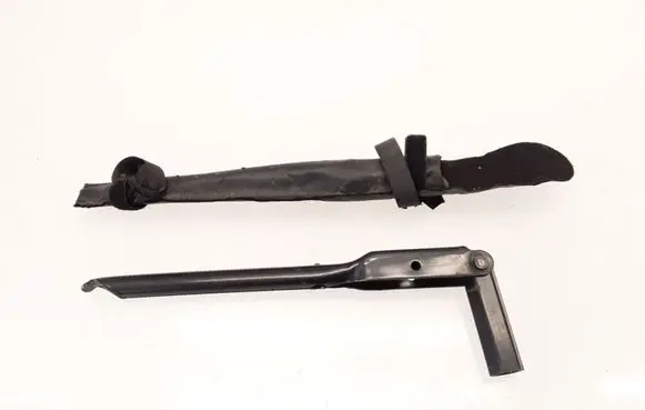 Opel Antara Wheel nut wrench 25750681