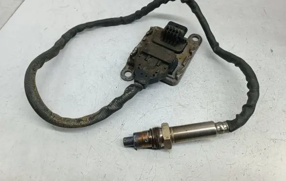 Mercedes-Benz E W213 Lambda probe sensor A0009057208 A2C127771001 0009057208