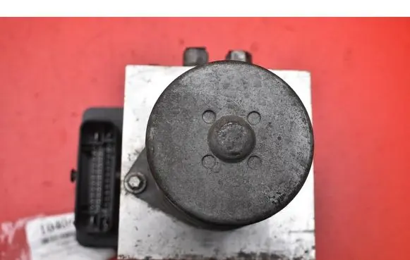 Jeep Grand Cherokee ABS Pump 68140741AA