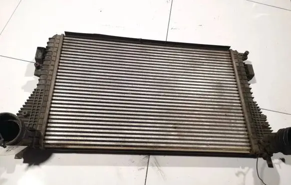 Skoda Octavia Mk2 (1Z) Intercooler radiator