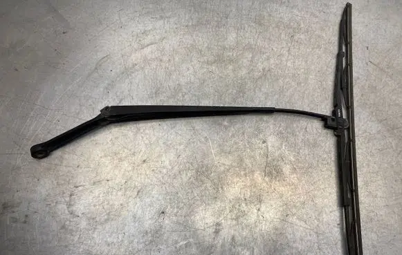 Audi A6 S6 C5 4B Windshield/front glass wiper blade 182967 4B19551407A