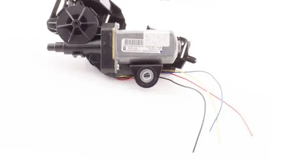 Mercedes-Benz C W205 Seat belt adjustment motor A2058600282