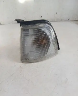 Audi 80 90 B3 Front indicator light 185144