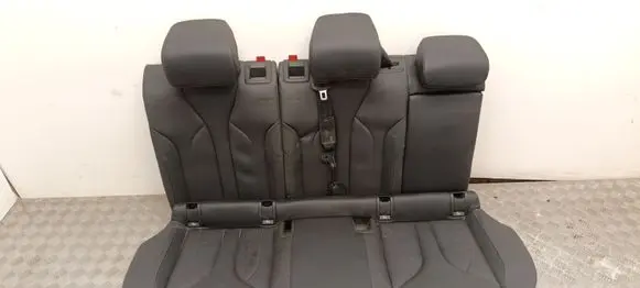 Skoda Enyaq iV Rear seat