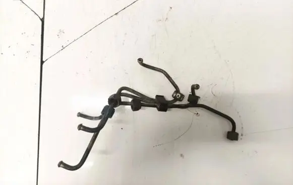 Volvo S80 Fuel line pipe r33023