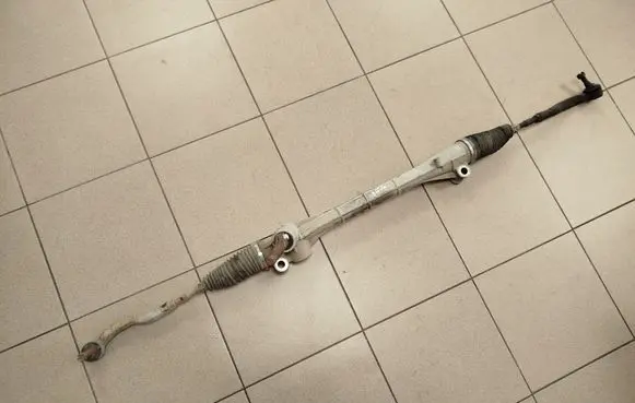 Toyota Auris 150 Steering rack F800000921B