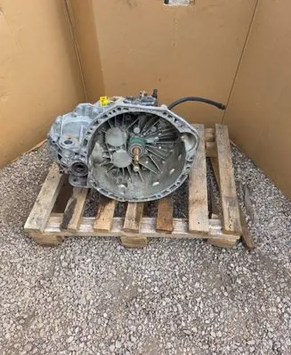 Renault Master III Manual 6 speed gearbox PF6056