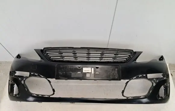 Peugeot 308 Front bumper AA36117425 Z2328