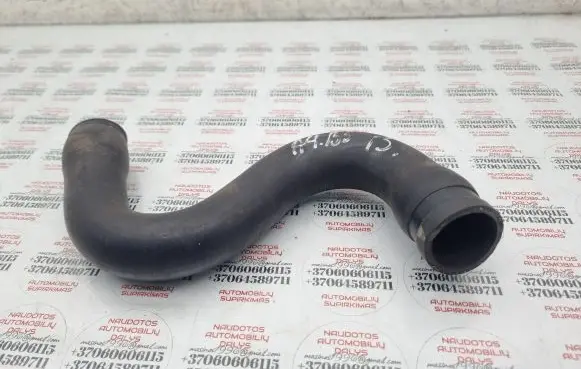 Audi A4 S4 B5 8D Engine coolant pipe/hose