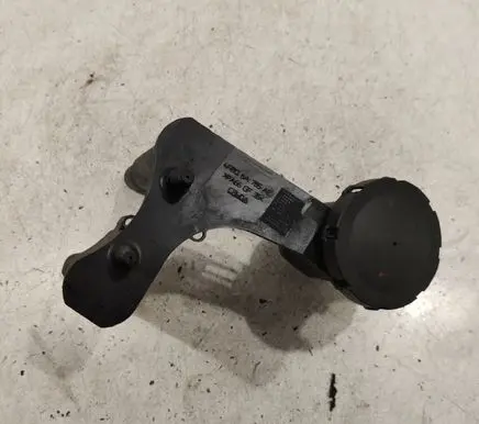 Peugeot 607 Breather valve 4R8Q6A785