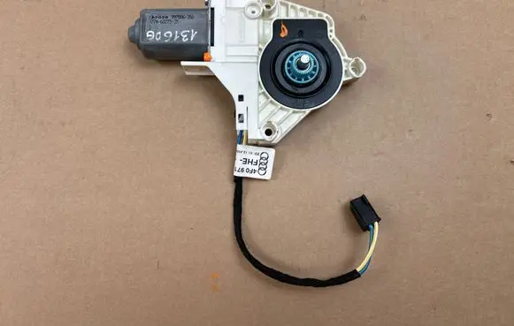 Audi A6 S6 C6 4F Rear door window regulator motor 8K0959812B